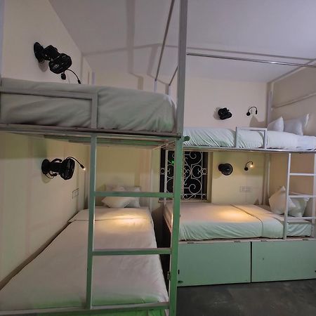 Hot - House Of Travellers, Vagator Hostel Εξωτερικό φωτογραφία
